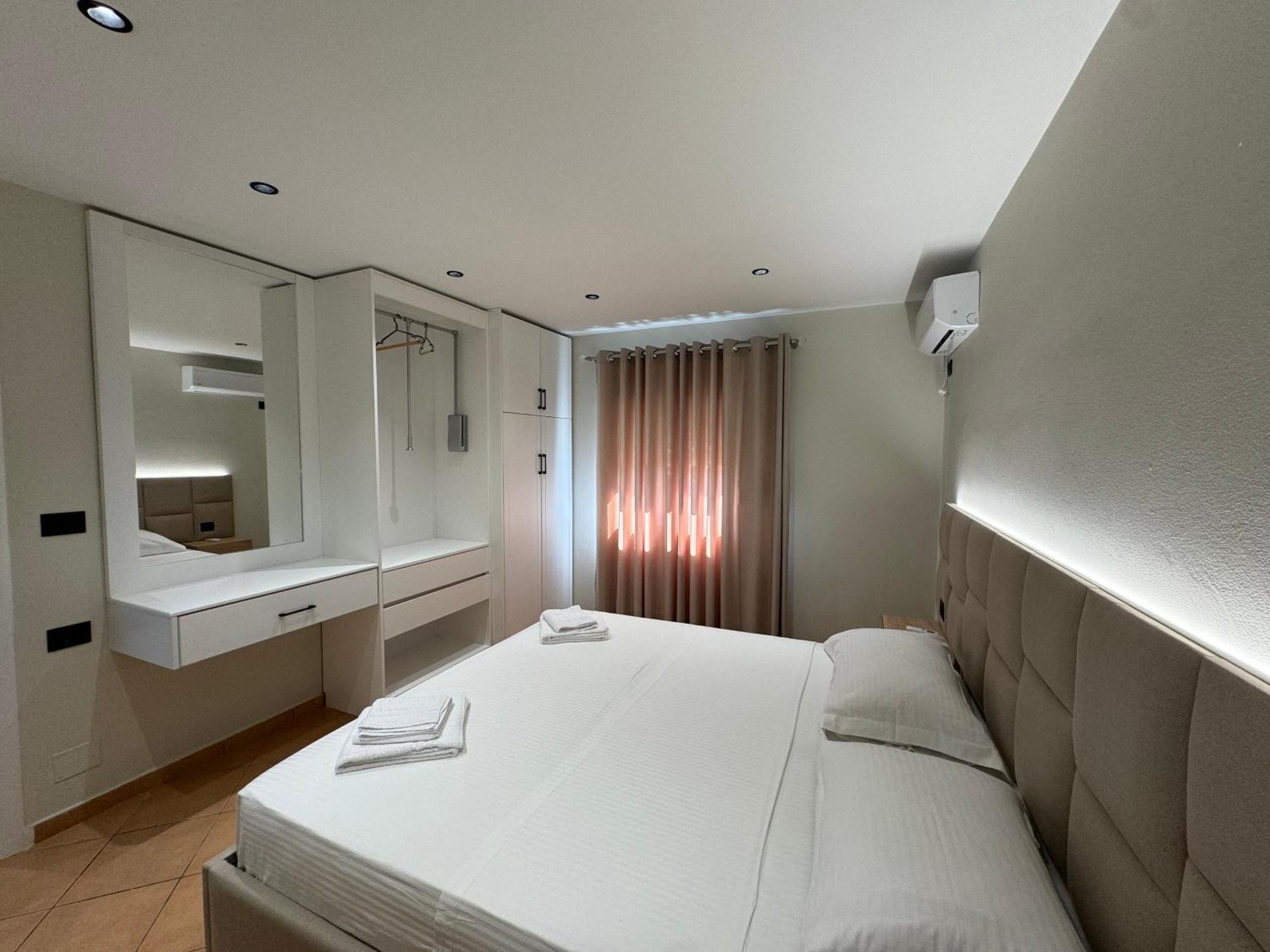 Garden Villa Apartments Sarande Luaran gambar